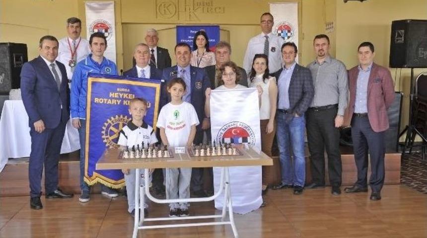 Heykel Rotary’den Satranç Turnuvası