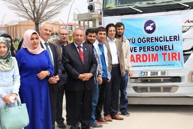 Yyü’den Dayanışma Örneği