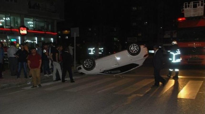 Batman&rsquo;da Trafik Kazası: 2 Yaralı