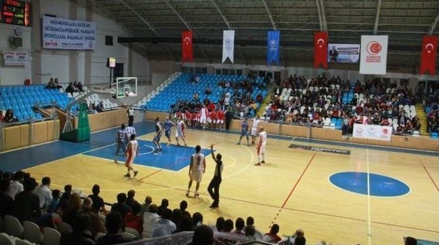 Erzincan Gen&ccedil;lik Spor B&uuml;y&uuml;k Avantaj Elde Etti