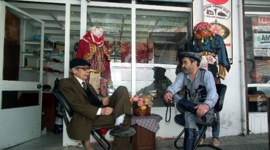 Y&ouml;r&uuml;k Efe Derneği Yeni Şubesine Taşındı