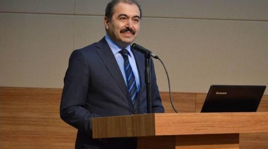 Erciyes &Uuml;niversitesi&rsquo;nde &lsquo;t&uuml;ketici Hukuku Sempozyumu&rsquo; D&uuml;zenlendi