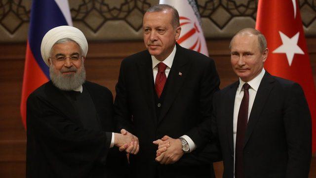 İran Cumhurbaşkanı Hasan Ruhani, Türkiye Cumhurbaşkanı Recep Tayyip Erdoğan ve Rusya Devlet Başkanı Vladimir Putin son olarak Nisan ayında Ankara'da bir araya gelmişti.