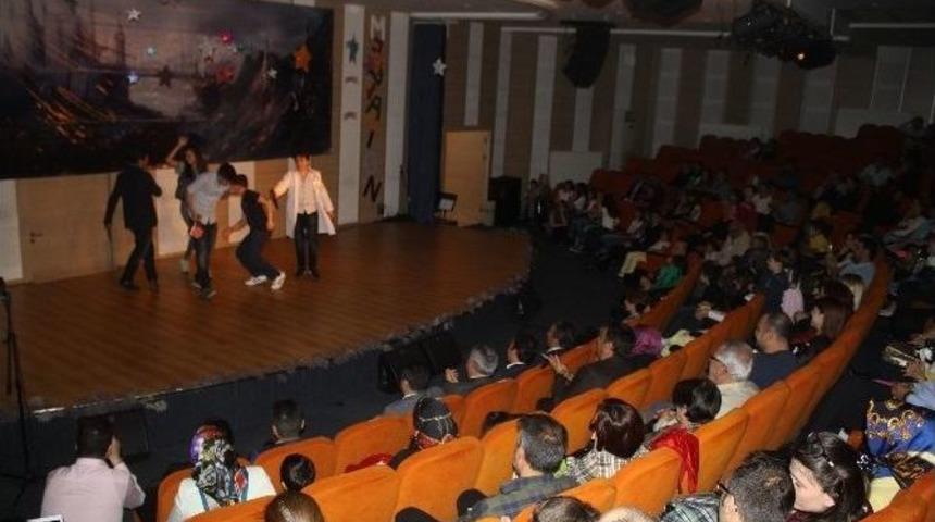 Tekden Koleji&rsquo;nde Yabancı Diller Festivali