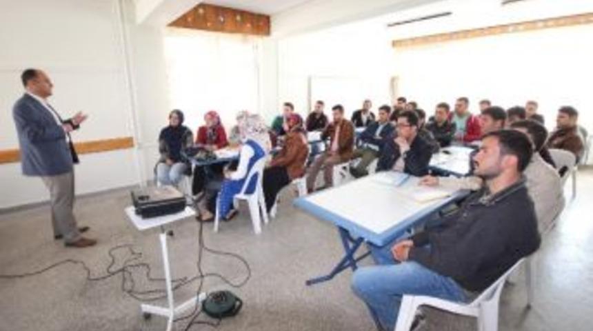 &Ouml;zaltun, Huğlu&rsquo;nun Girişimci Adaylarıyla Buluştu