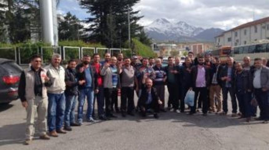 T&uuml;rk Metal Sendikasından &Uuml;yelerine 100 Milyon Liralık Eğitim Yardımı