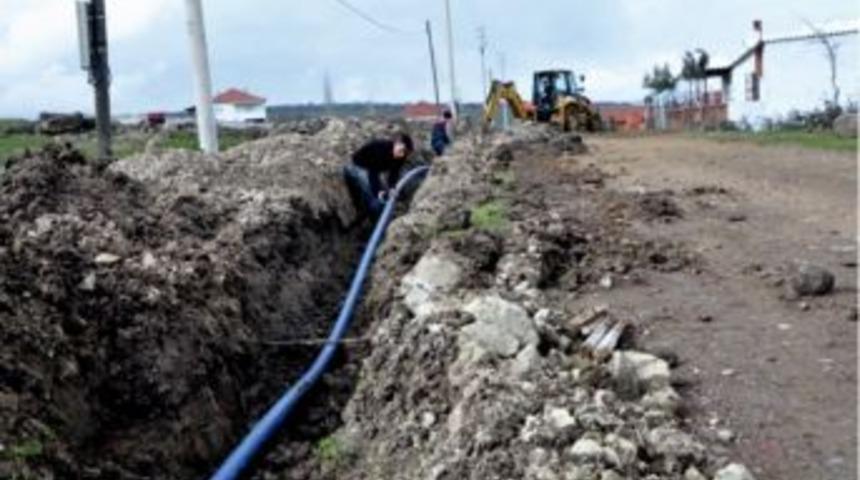 K&uuml;&ccedil;&uuml;k Sanayi Sitesi İle Fen Lisesine İ&ccedil;me Suyu Şebekesi Yapılıyor