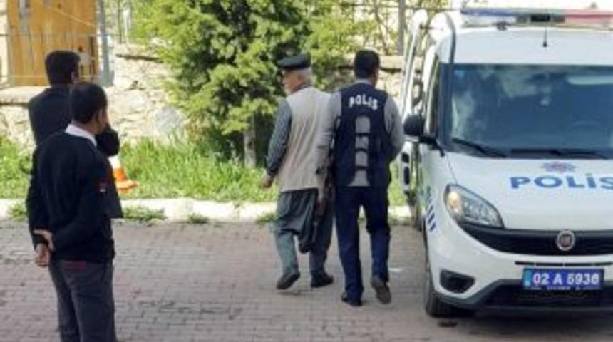 Cumhurbaşkanına Hakaretten Dolayı Bir Kişi Gözaltına Alındı