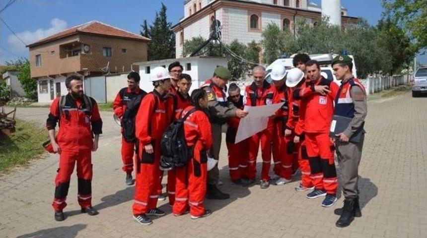 Kayıp Yaşlı Adam K&ouml;peklerle Arandı