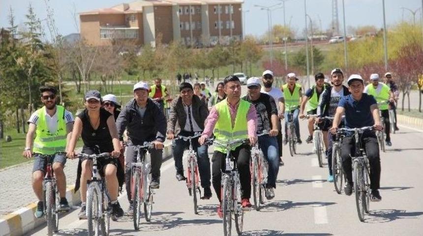 "&ouml;ğrencilere Kanser Taramaları" Eğitim