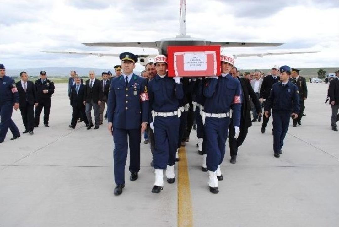 Şehidin Cenazesi Merzifon&rsquo;a Getirildi