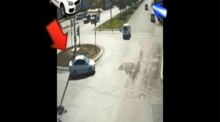 (&ouml;zel Haber) Sinyal Kesiciyle Aracın Kilitlenmesini &Ouml;nleyip Hırsızlık Yaptılar