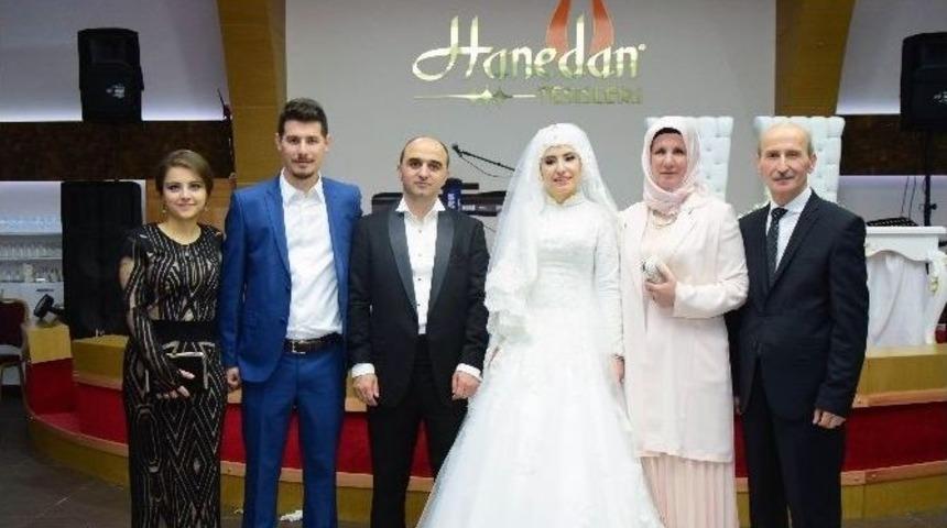 Cerrahoğlu Ailesi&rsquo;nin Mutlu G&uuml;n&uuml;