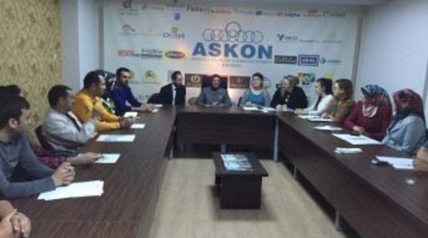 Askon Kursiyerleri Sertifikalarını Aldı