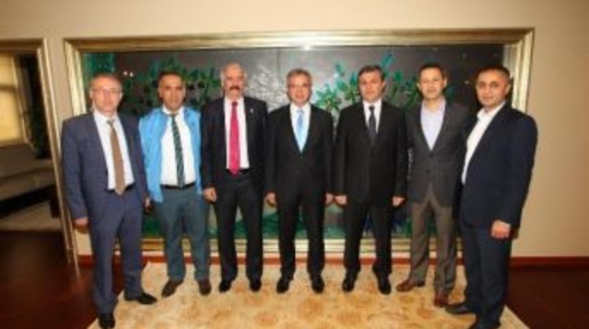 Hemşeri Dernekleri Başkan K&ouml;şker&rsquo;le G&ouml;r&uuml;şt&uuml;