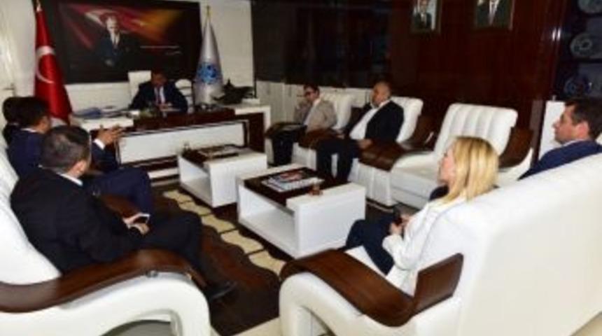 Malatya Tanıtım Platformu Y&ouml;netimi, Başkan G&uuml;rkan&rsquo;ı Ziyaret Etti