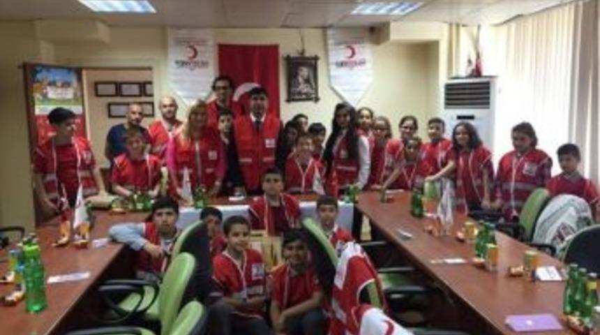 &Ouml;ğrencilere Kızılay&rsquo;ın &Ccedil;alışmaları Anlatıldı
