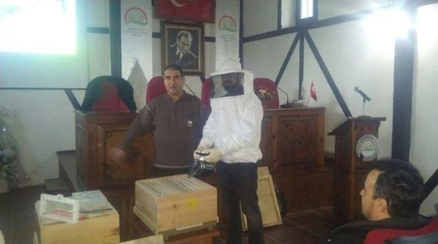Kastamonu&rsquo;da Arı Yetiştiriciliği Kursu Sona Erdi
