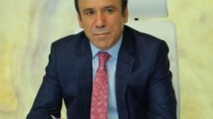 Darbesiz T&uuml;rkiye İ&ccedil;in &rsquo;yeni Anayasa&rsquo; Şart