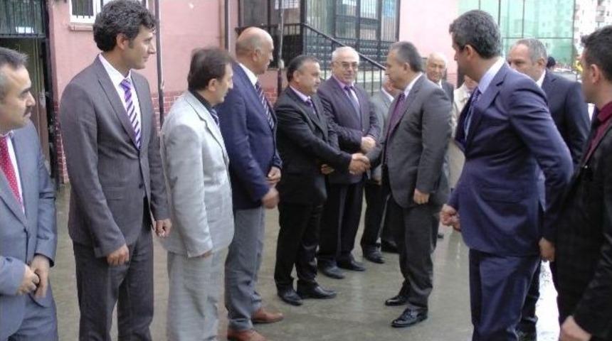 K&uuml;t&uuml;phaneye Hayatını Kaybeden &Ouml;ğretmenin Adı Verildi