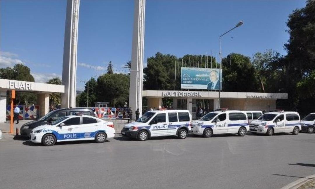 İzmir Polisinden Dev Tatbikat