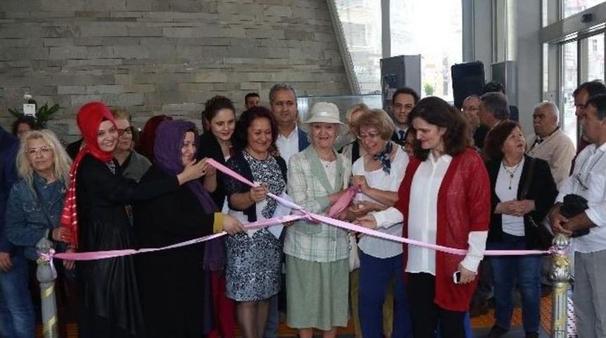 Akhisar&rsquo;da Şehr-i Rengiz Sergisi A&ccedil;ıldı