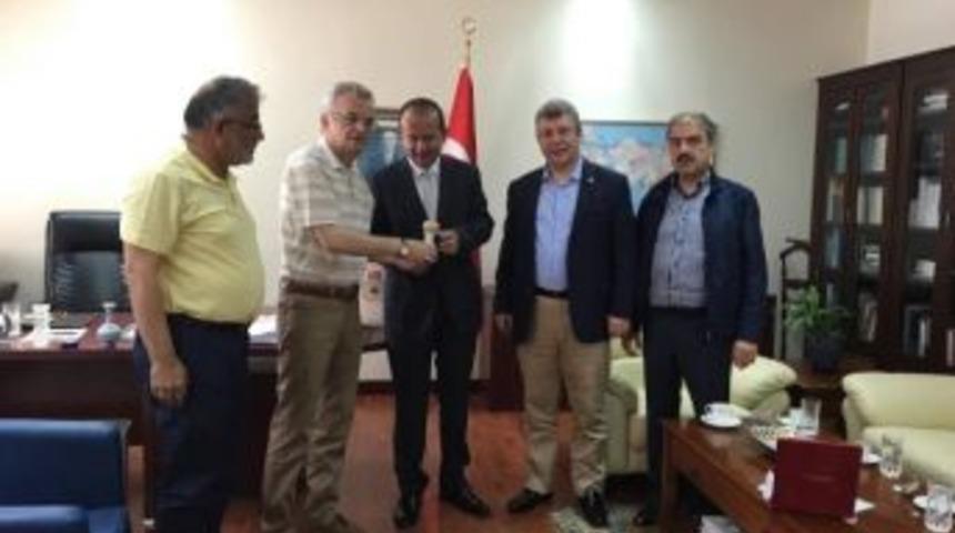 &Ccedil;ankırı Valisi&rsquo;nden Dubai Başkonsolosu&rsquo;na Ziyaret