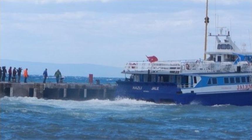 Ab Anlaşmasına G&ouml;re 13 Afganlı G&ouml;&ccedil;men Daha T&uuml;rkiye&rsquo;ye Geldi