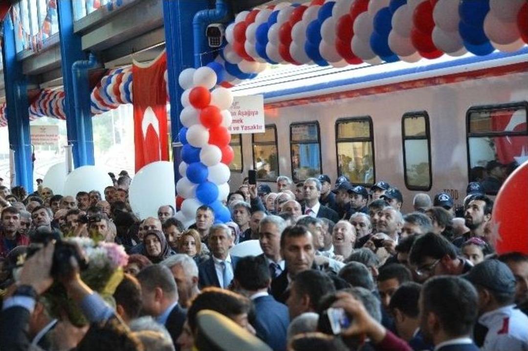 Bakan Yıldırım: &ldquo;filyos Projesi&rsquo;nin İnşaatına Başlıyoruz&rdquo;