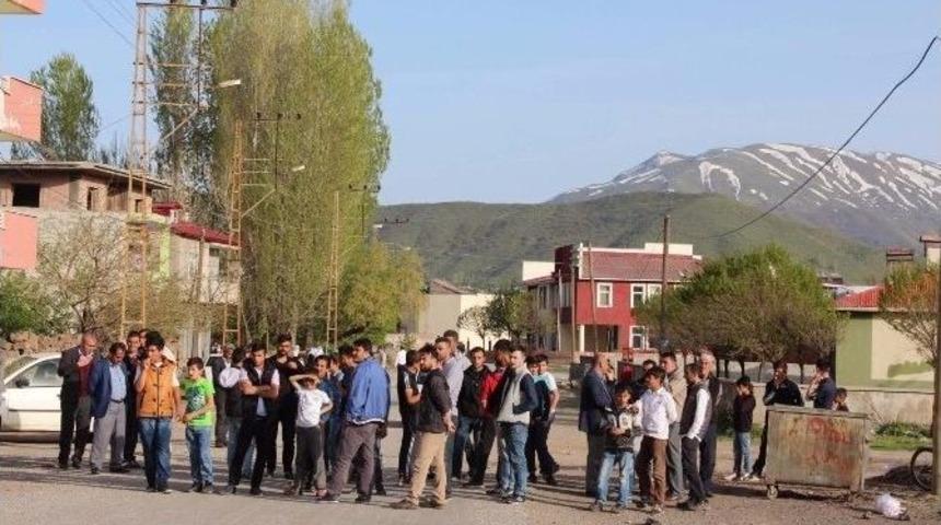 &Ccedil;ocukların Metruk Binada Bulduğu Paketten Bomba &Ccedil;ıktı