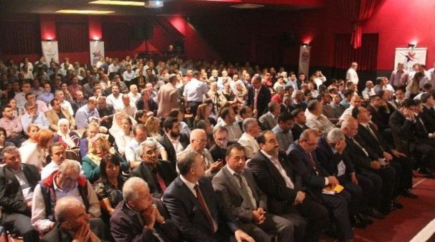 Hatay&rsquo;da &ldquo;yeni Anayasa Ve Başkanlık Sistemi&rdquo; Paneli