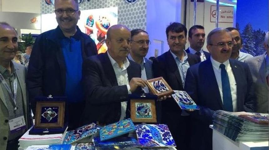 İznik &Ccedil;inisi Dubai&rsquo;de Tanıtıldı