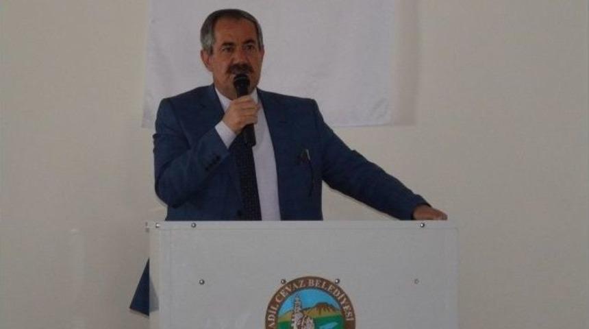 Adilcevaz Belediyesi Halk Toplantısı D&uuml;zenledi