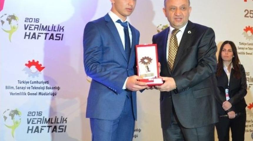 Nil&uuml;fer Hacı Kemal Fen Lisesi T&uuml;rkiye Birincisi