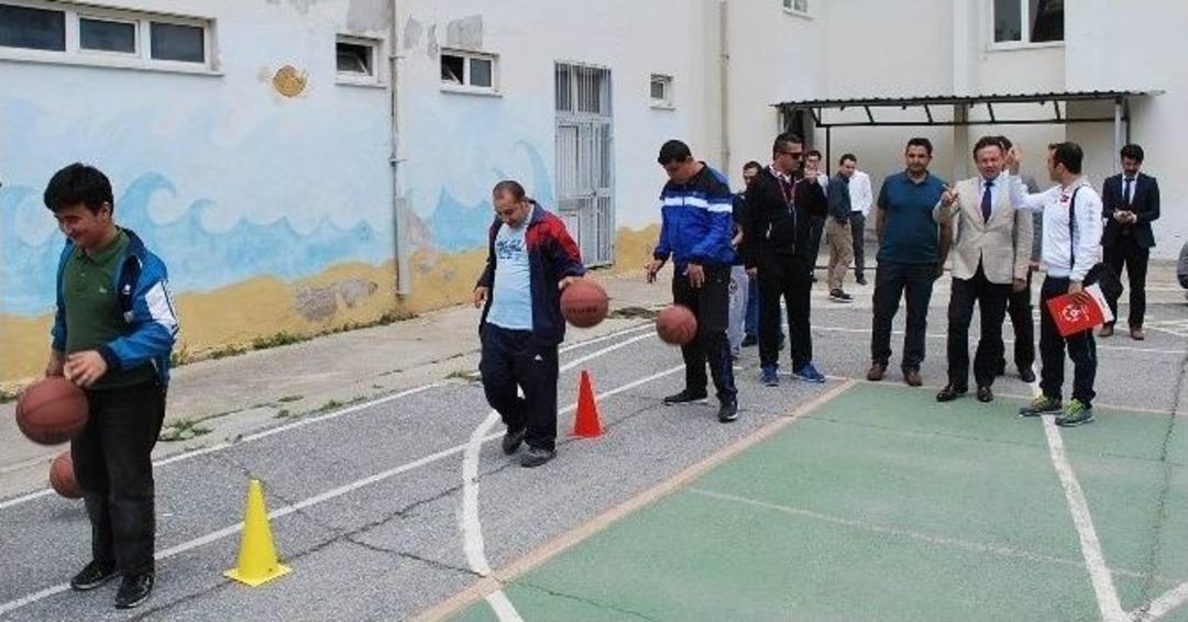 Salihli&rsquo;de Engeller Bu Proje İle Ortadan Kalkıyor