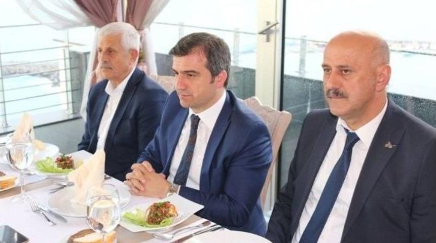 Başkan Yemenici Oda Ve Dernek Başkanlarıyla Bir Araya Geldi