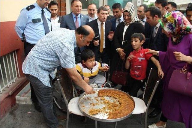 Diriliş Başkanları Diyarbakır’da