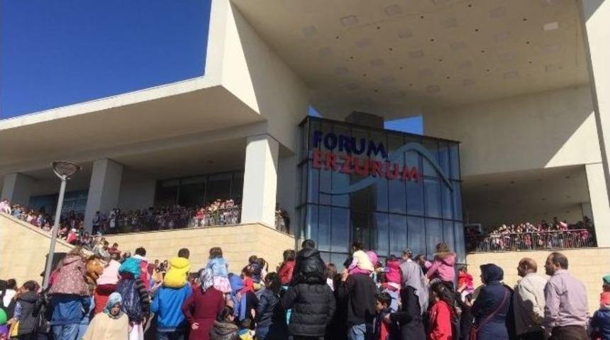 Forum Erzurum&rsquo;da &ldquo;canım Kardeşim&rsquo;&rsquo; Ve &lsquo;&rsquo;sihirli Kum&lsquo;&rsquo;etkinlikleri