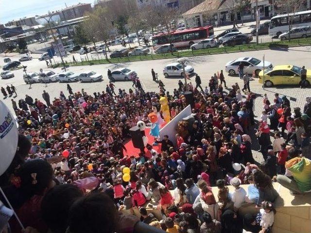 Forum Erzurum’da “canım Kardeşim’’ Ve ‘’sihirli Kum‘’etkinlikleri