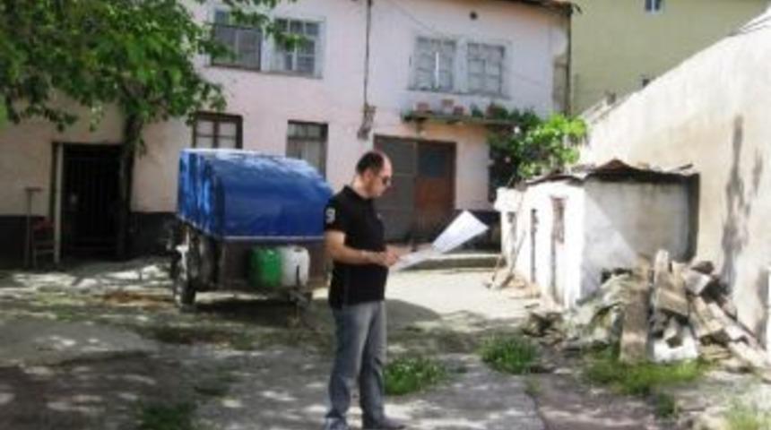 Hasarlı Binalar Tespit Ediliyor