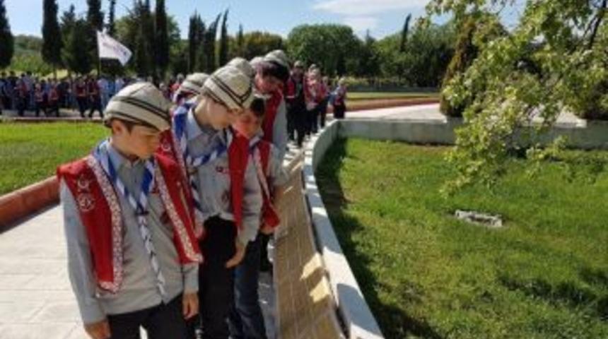 Kağıtsporlu İzciler Dedelerinin İzinde