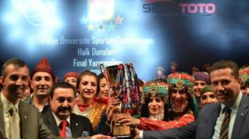 D&uuml; Halk Oyunları Ekibi B&ouml;lge Birincisi Oldu