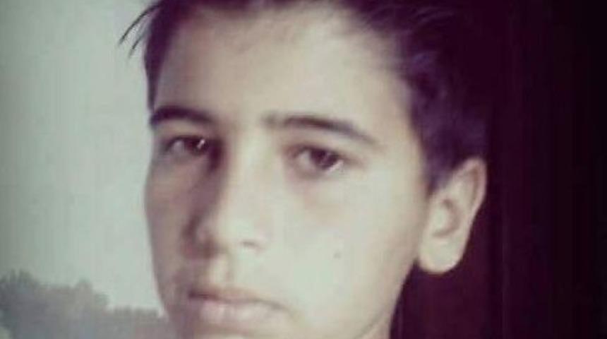 Roketli Saldırıda Hayatını Kaybeden Muhammed İdisa Defnedildi