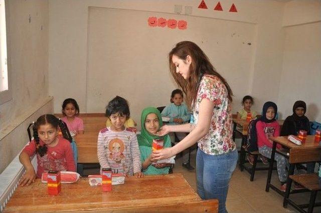 Suriyeli Yetim Çocuklara Sağlık Taraması