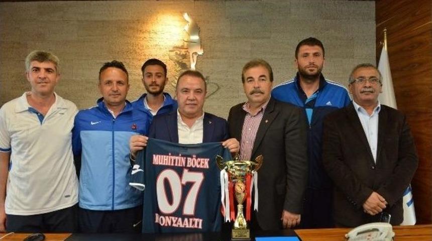 Konyaaltı Belediyespor U-19 Şampiyonu Oldu