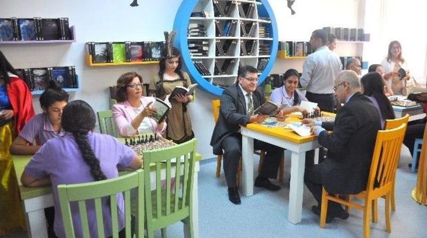 Zamanın Ruhuna Uygun K&uuml;t&uuml;phane