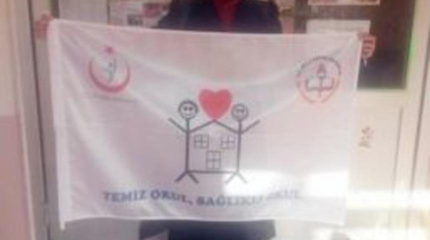 Öğretmenlere Mobbing Uyguladığı İddia Edilen Müdire Fetö Soruşturmasında Açığa Alındı