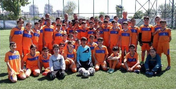 İsmail Kartal Genç Yeteneklerle Buluştu G4