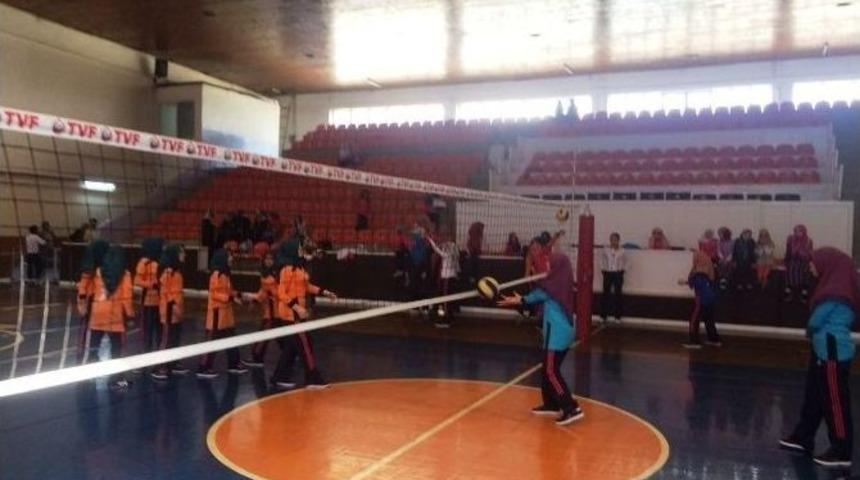 Kuran Kursu Voleybol Turnuvası Tamamlandı