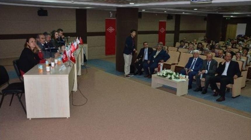 Karaman&rsquo;da &ldquo;helal Ve Sağlıklı Gıda&rdquo; Paneli